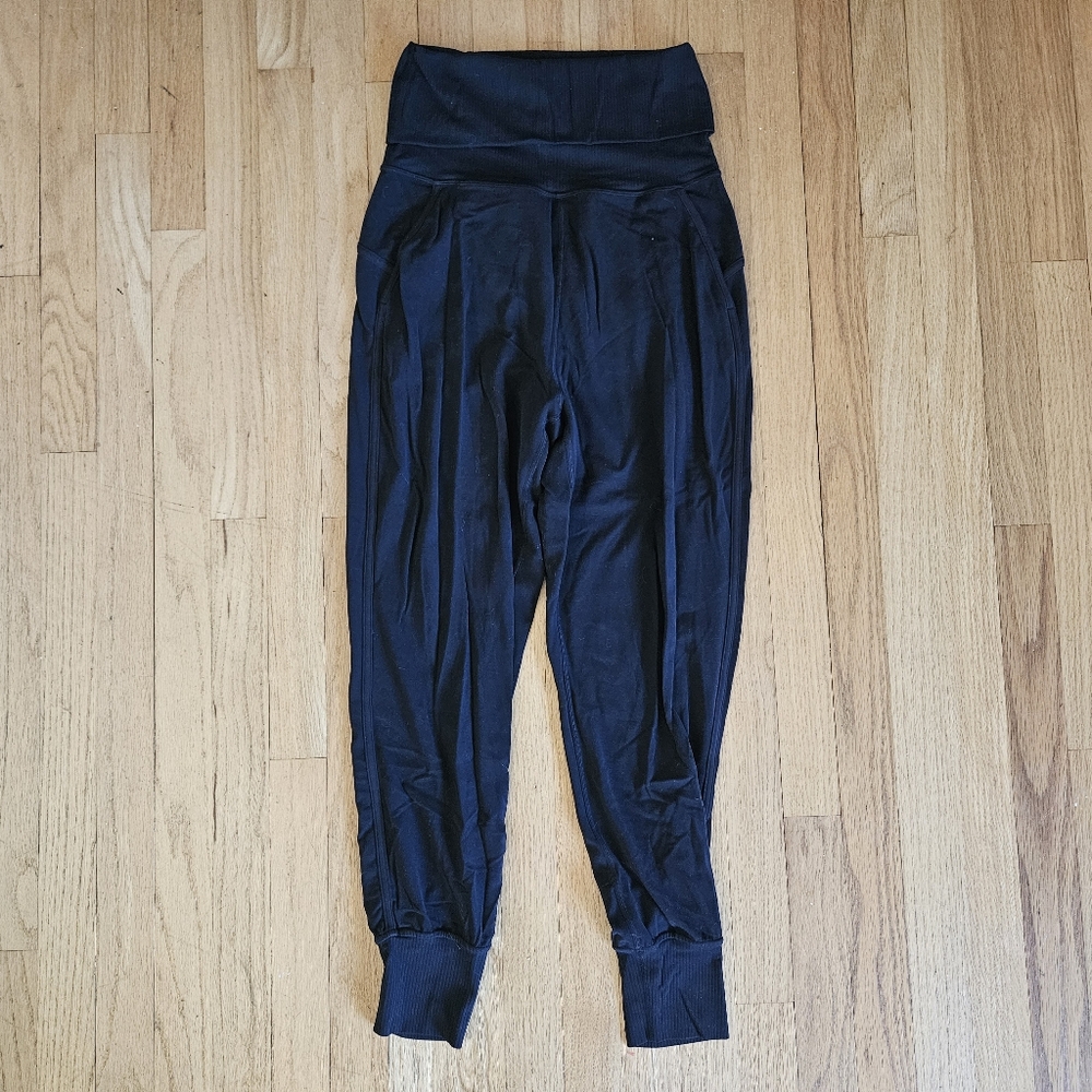 Align Super High Rise Ribbed Jogger *Full Length - Picture 2 of 7
